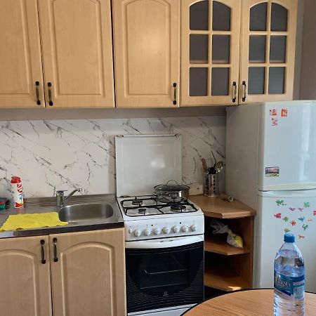 Уютная Квартирка В Центре Города Karagandy מראה חיצוני תמונה